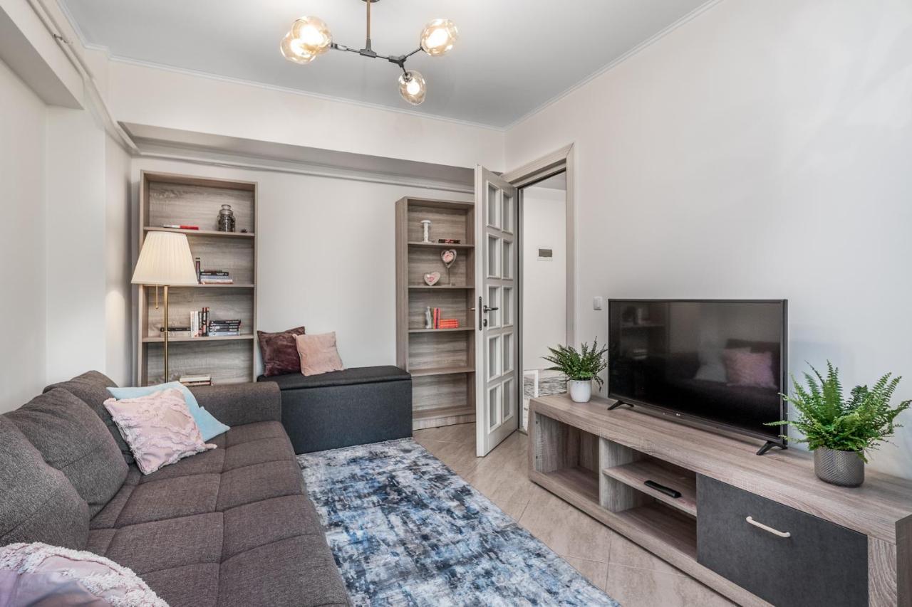 Dreamgarden Airport Apartment & Secure Parking & Airport Shuttle Jászvásár Kültér fotó